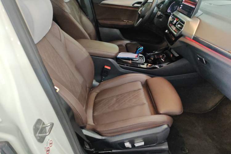 Used BMW iX3 2022 Leading Type Right Front Seat