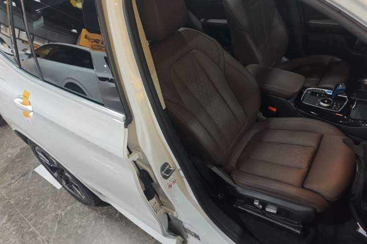 Used BMW iX3 2022 Leading Model Right Front Seat