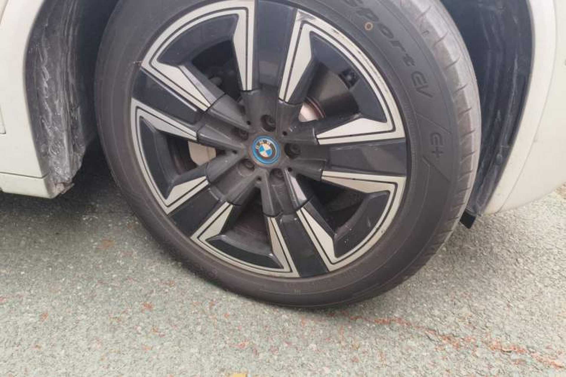 Used BMW iX3 2022 Leading Model Right Front Wheel Hub