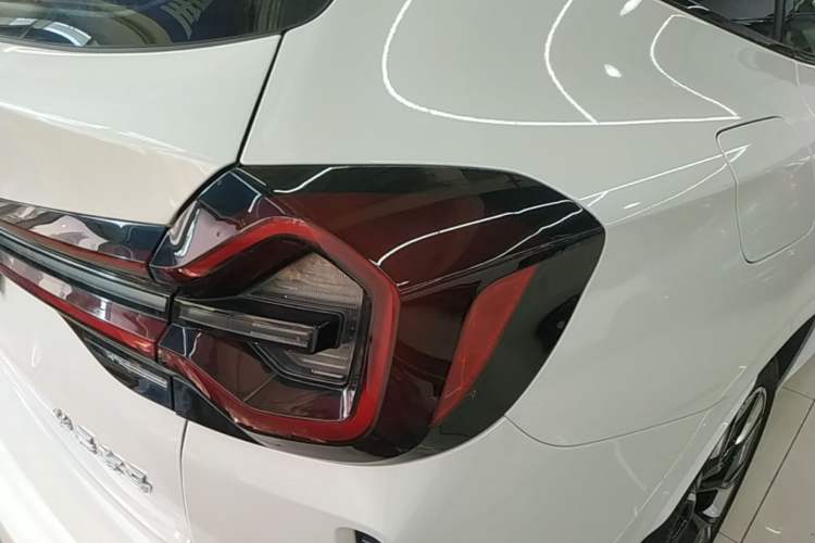Used BMW iX3 2022 Updated Leading Type Right Rear Taillight