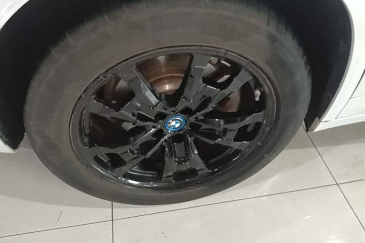 Used BMW iX3 2022 Leading Model Right Rear Wheel Hub