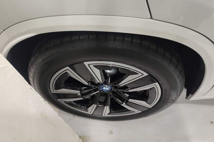 Used BMW iX3 2022 Updated Leading Version Right Rear Wheel Hub