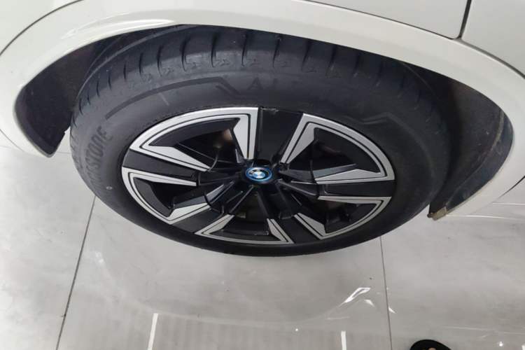 Used BMW iX3 2022 Updated Leading Version Right Rear Wheel Hub