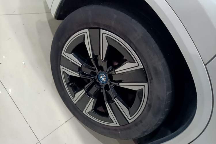 Used BMW iX3 2022 Updated Leading Version Right Rear Wheel Hub