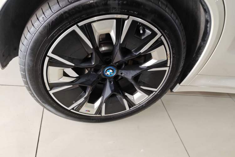 Used BMW iX3 2022 Leading Type Right Rear Wheel Hub