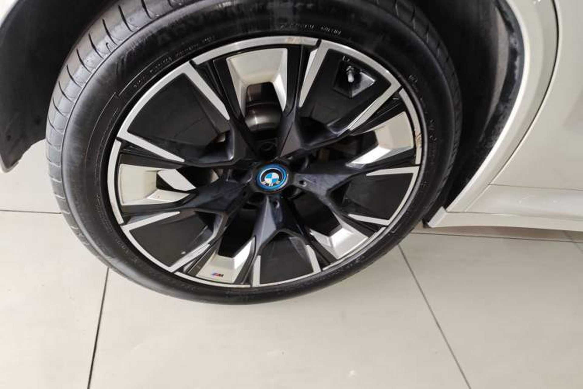 Used BMW iX3 2022 Leading Type Right Rear Wheel Hub