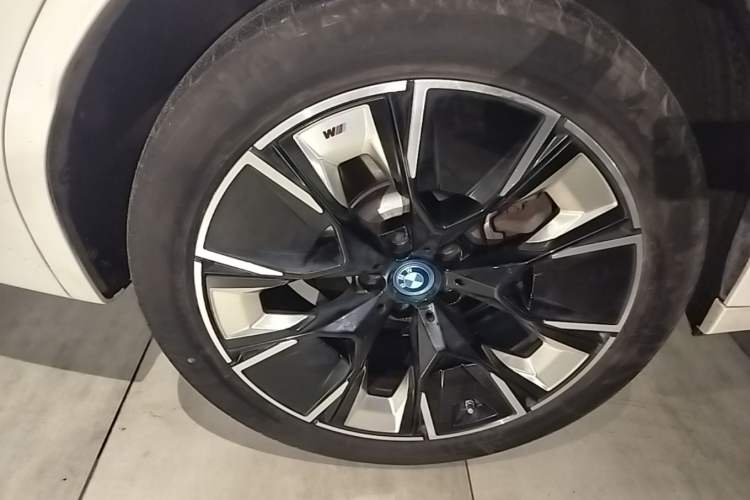 Used BMW iX3 2022 Updated Leading Type Right Rear Wheel Hub