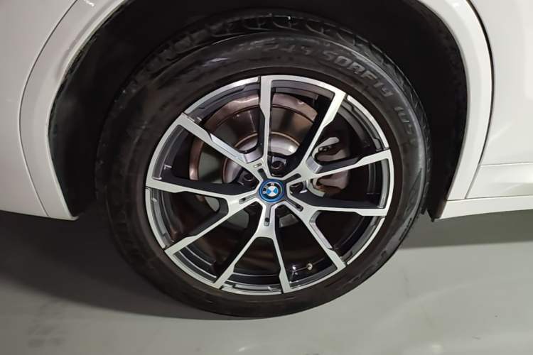 Used BMW iX3 2022 Updated Leading Version Right Rear Wheel Hub