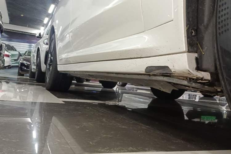 Used BMW iX3 2022 Updated Leading Version Right Side Sill