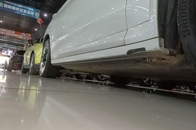 Used BMW iX3 2022 Leading Type Right Side Sill