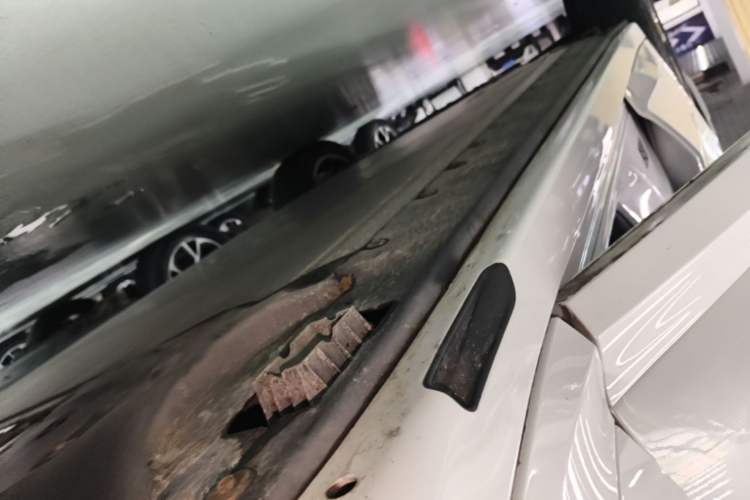 Used BMW iX3 2022 Leading Model Right Side Sill