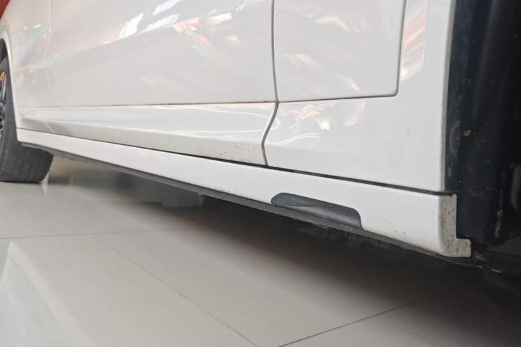 Used BMW iX3 2022 Leading Model Right Side Sill