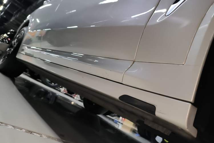 Used BMW iX3 2022 Leading Model Right Side Sill