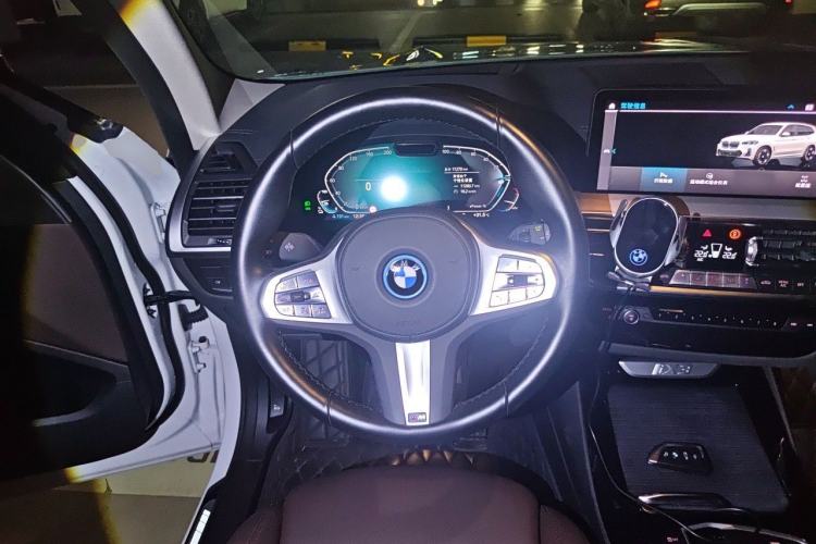 Used BMW iX3 2022 Updated Leading Type Steering Wheel