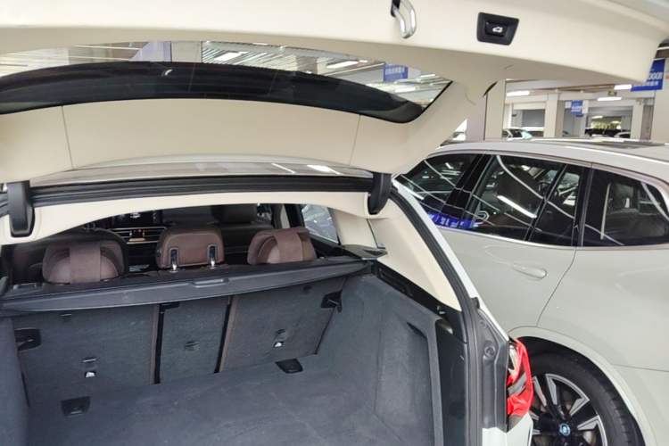 Used BMW iX3 2022 Updated Leading Version Trunk