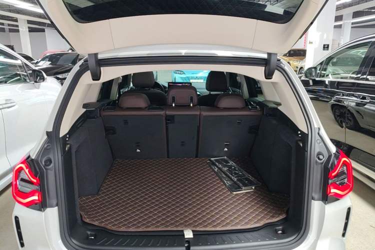 Used BMW iX3 2022 Leading Model Trunk
