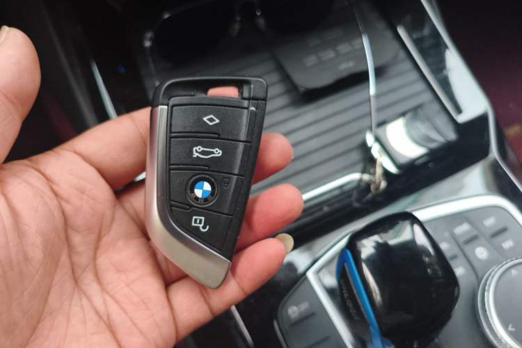 Used BMW iX3 2022 Leading Model Vehicle Key