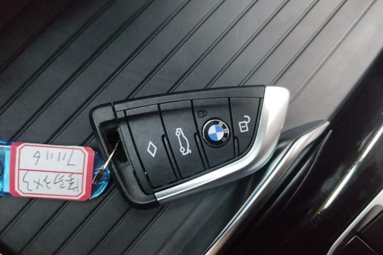 Used BMW iX3 2022 Leading Model Vehicle Key