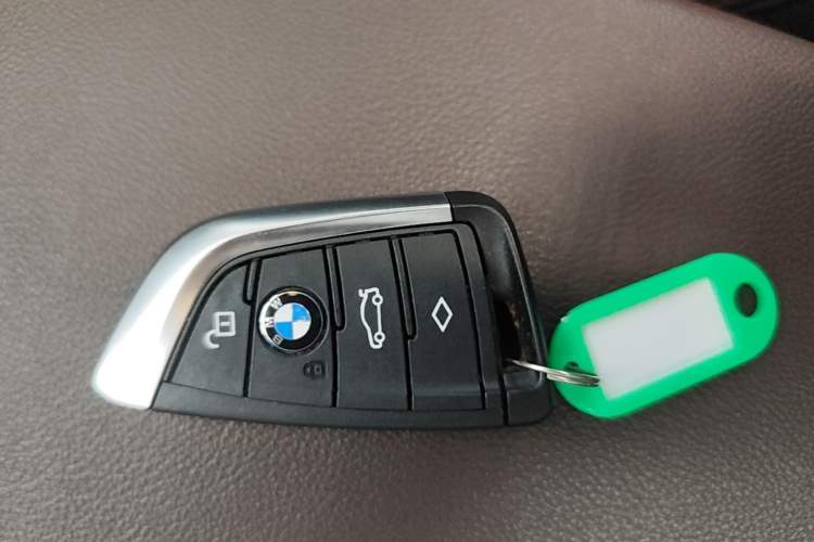 Used BMW iX3 2022 Leading Model Vehicle Key