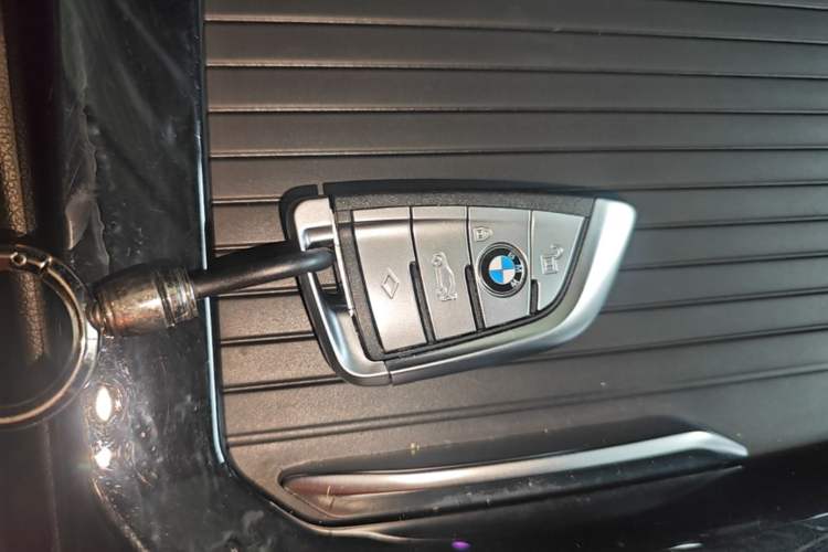 Used BMW iX3 2022 Leading Model Vehicle Key