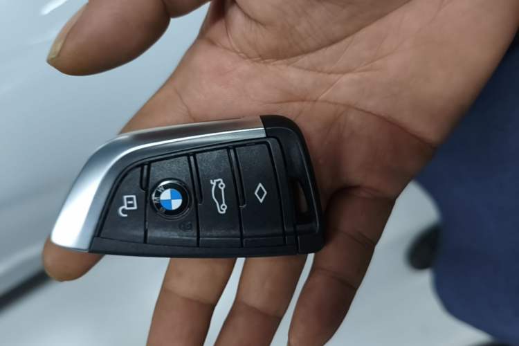 Used BMW iX3 2022 Leading Model Vehicle Key