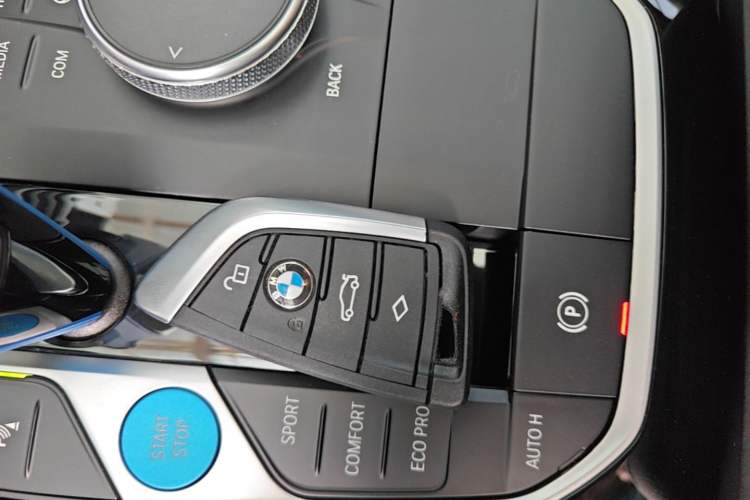 Used BMW iX3 2022 Leading Model Vehicle Key