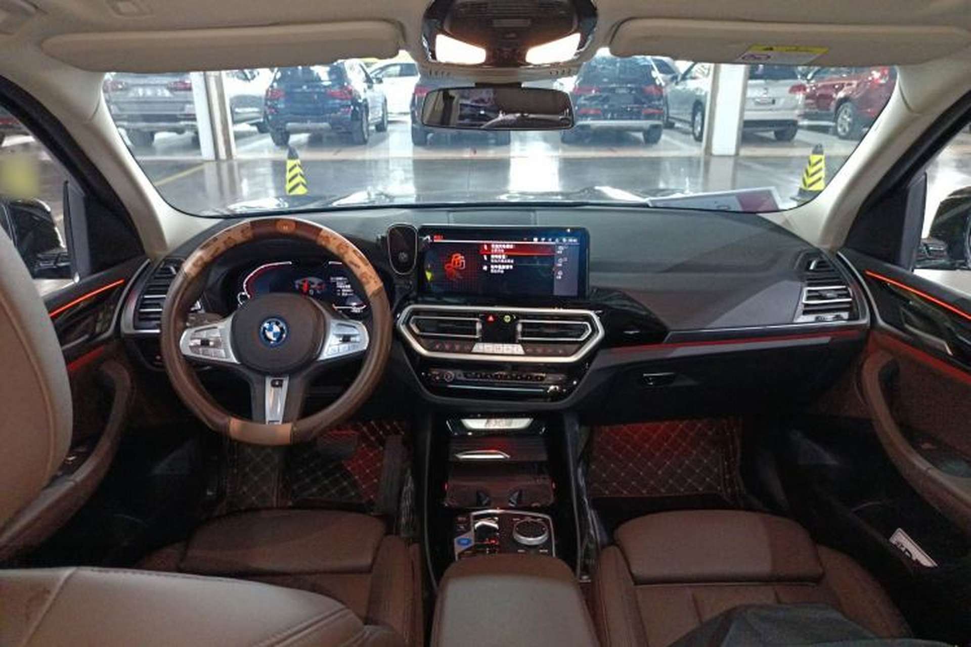 Used BMW iX3 2023 Leading Model Center Console