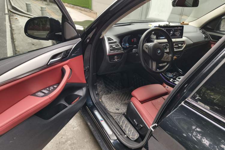 Used BMW iX3 2023 Leading Type Driver Seat