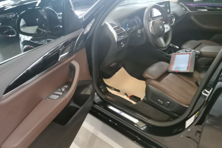Used BMW iX3 2023 Leading Model Driver Seat