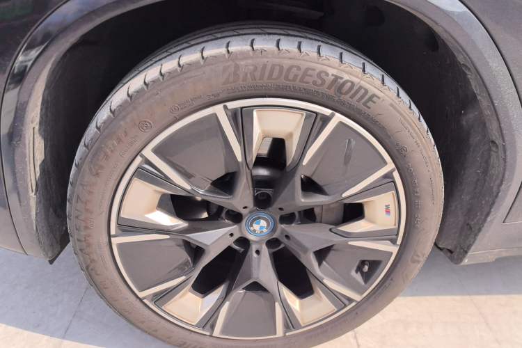 Used BMW iX3 2023 Leading Type Exterior 1