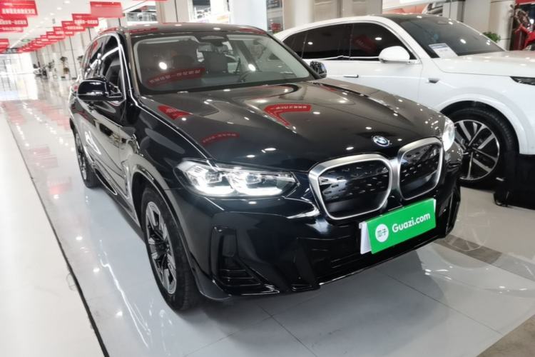 Used BMW iX3 2023 Leading Model Exterior 1