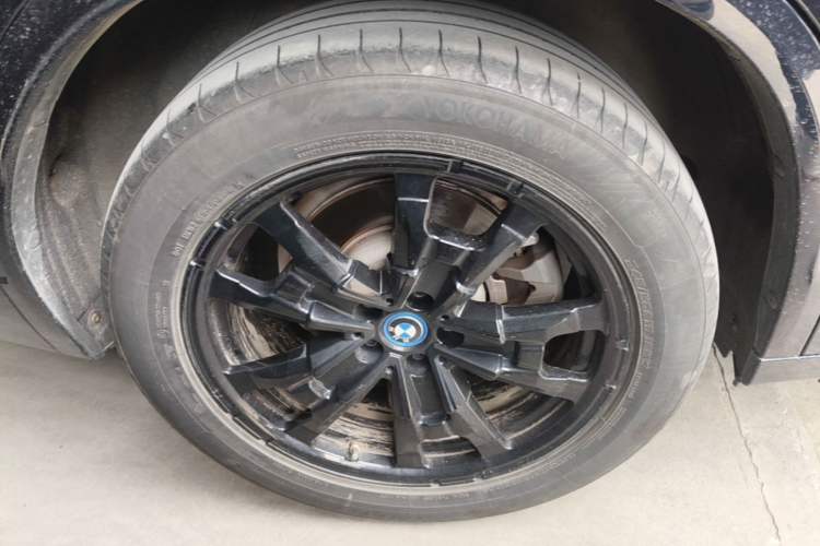 Used BMW iX3 2023 Leading Model Exterior 5
