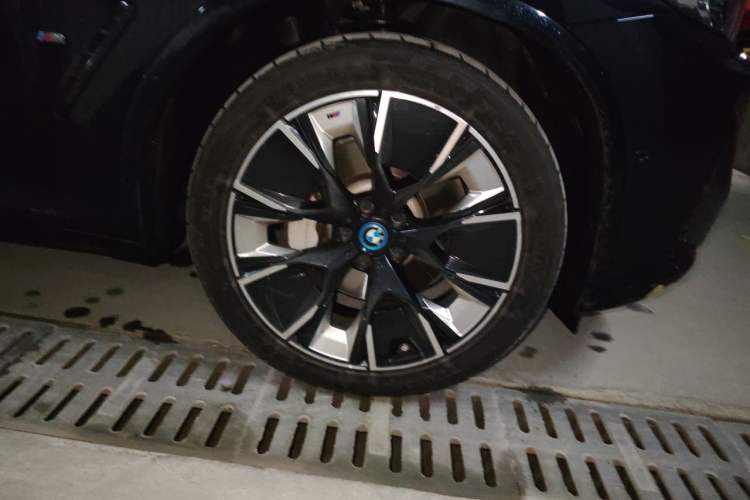 Used BMW iX3 2023 Leading Type Exterior 7