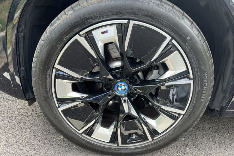Used BMW iX3 2023 Leading Type Exterior 8