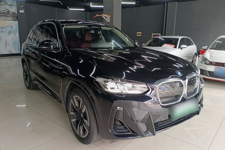 Used BMW iX3 2023 Leading Model Front Right 45 Deg