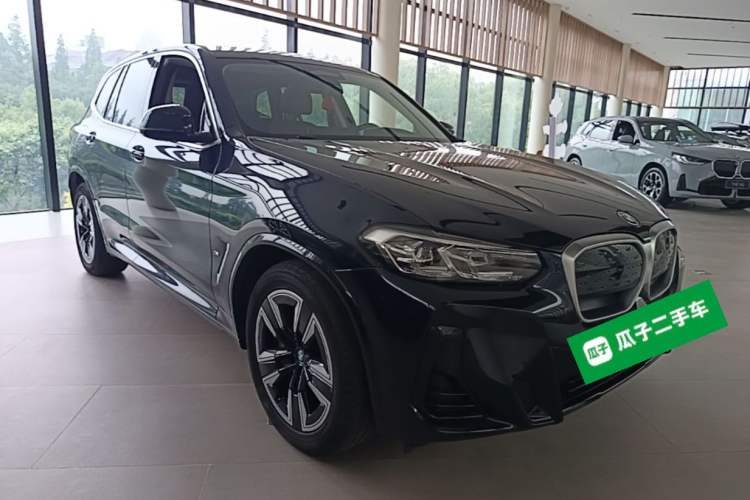 Used BMW iX3 2023 Leading Model Front Right 45 Deg