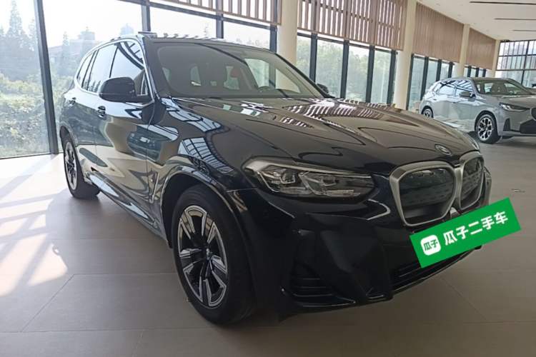 Used BMW iX3 2023 Leading Model Front Right 45 Deg