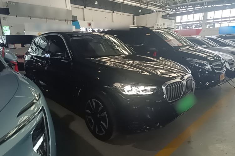 Used BMW iX3 2023 Leading Model Front Right 45 Deg