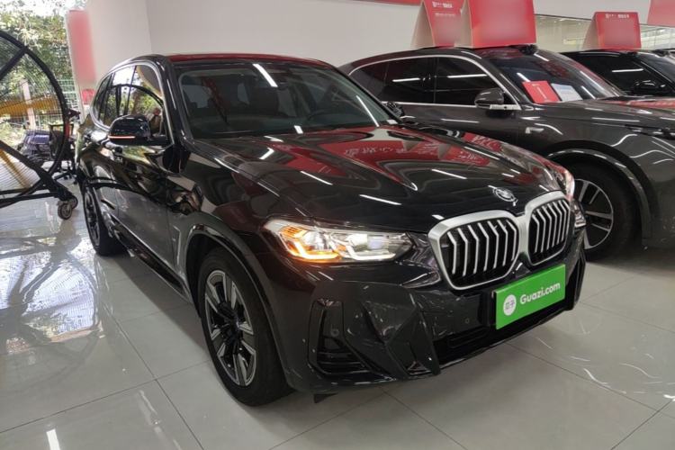Used BMW iX3 2023 Leading Model Front Right 45 Deg