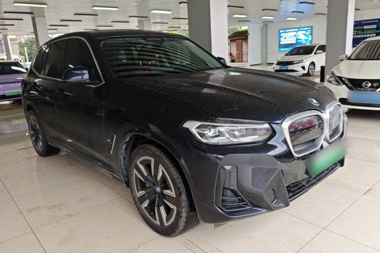 Used BMW iX3 2023 Leading Model Front Right 45 Deg