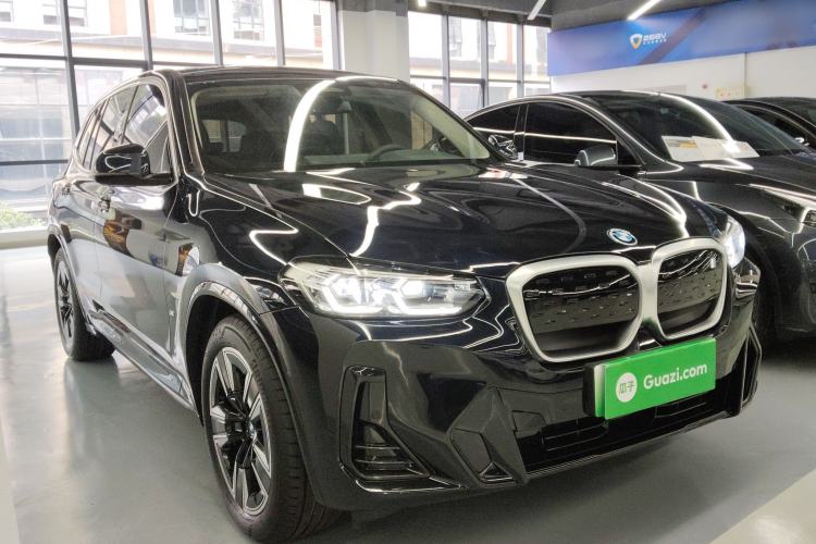 Used BMW iX3 2023 Leading Model Front Right 45 Deg