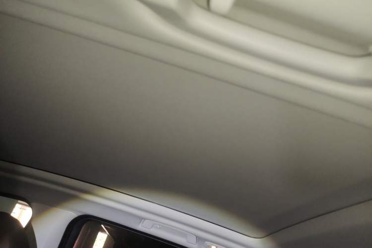 Used BMW iX3 2023 Leading Model Headliner