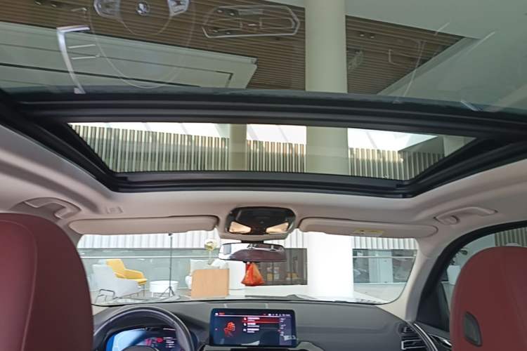 Used BMW iX3 2023 Leading Model Headliner