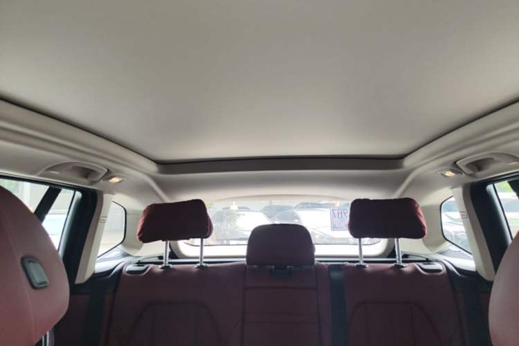 Used BMW iX3 2023 Leading Model Headliner