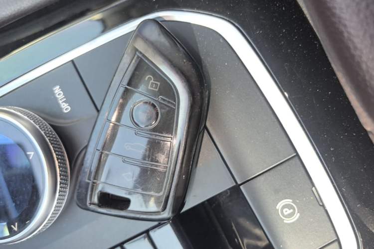 Used BMW iX3 2023 Leading Type Interior 1
