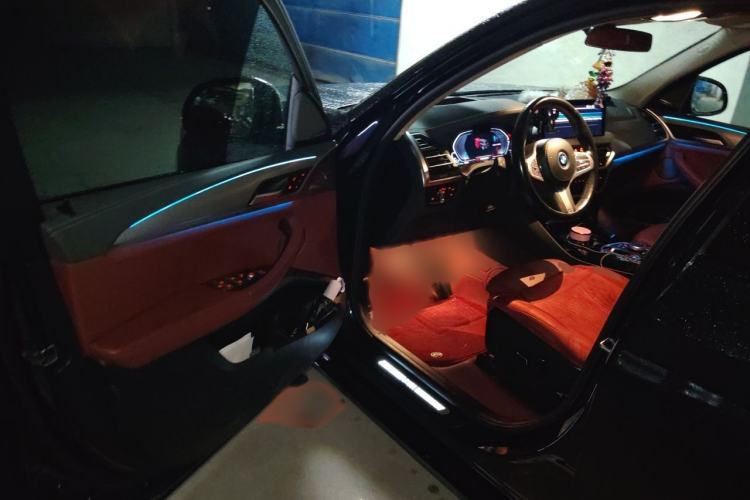 Used BMW iX3 2023 Leading Type Interior 3
