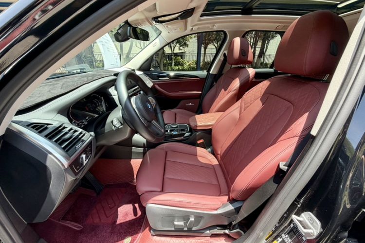Used BMW iX3 2023 Leading Model Interior 6