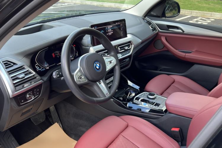 Used BMW iX3 2023 Leading Type Interior 7