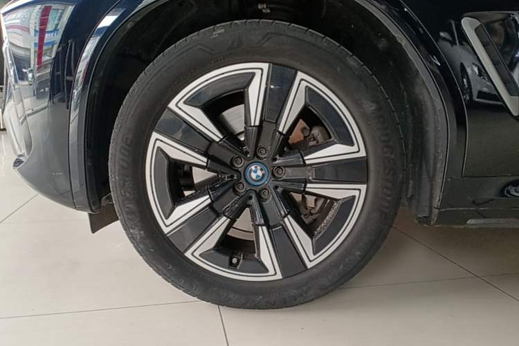 Used BMW iX3 2023 Leading Model Left Front Wheel Hub