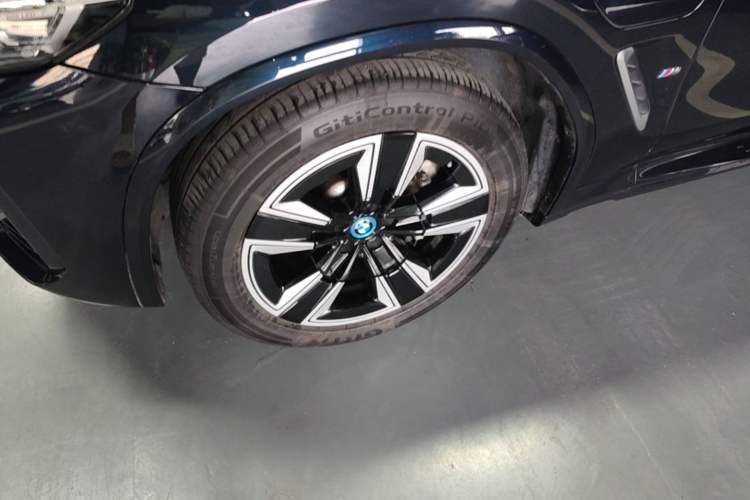 Used BMW iX3 2023 Leading Model Left Front Wheel Hub